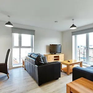 Apartment Chapel Riverside By Flying Butler